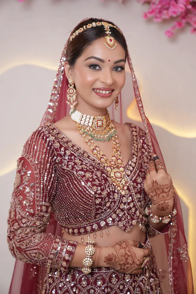 Red carpet evening glam look with sculpted contouring and diamond jewellery