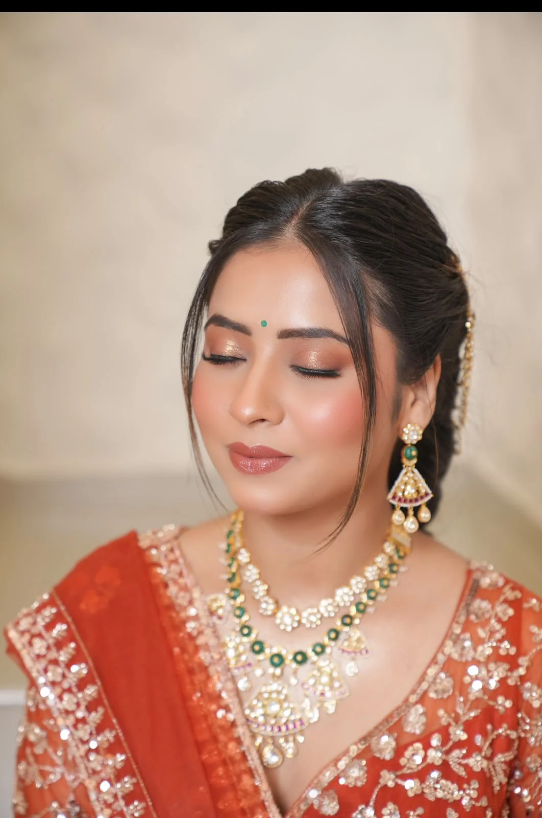 Venustara Bridal look 2