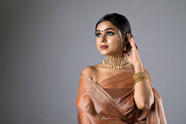 Venustara Bridal Look 2